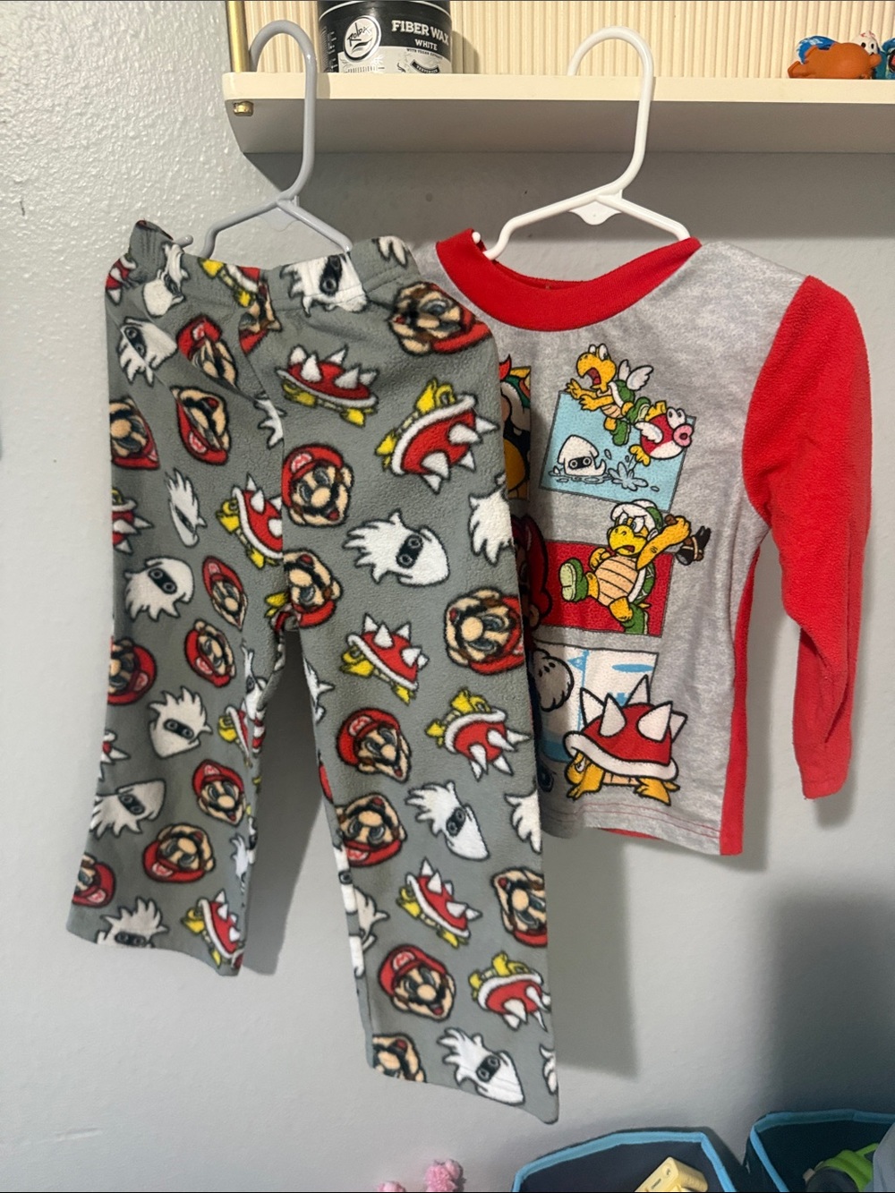 Nintendo Kids Red and Gray Super Mario Fleece Pajama Set